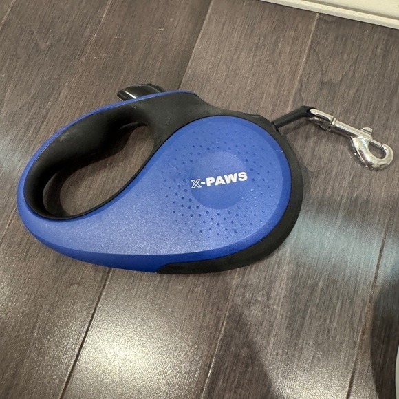 X-Paws 🎊HP🎉 Blue Retractable Dog Leash for Medium to XL Dogs - Picture 2 of 3